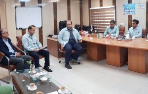 نگاه مشتری مداری به کارکنان در تربیت نیروهای وفادار بسیار تاثیرگذار است